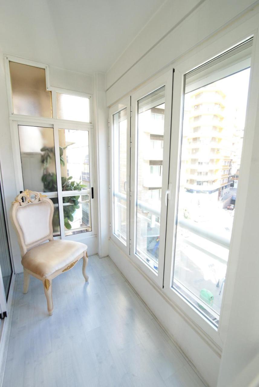 Apartamento Lujoso y espacioso piso en el corazón de Alicante con hidromasaje Exterior foto