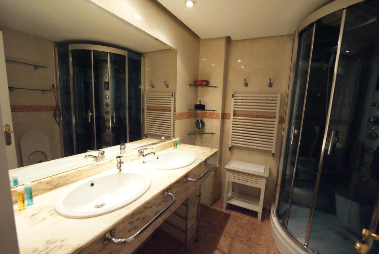 Apartamento Lujoso y espacioso piso en el corazón de Alicante con hidromasaje Exterior foto